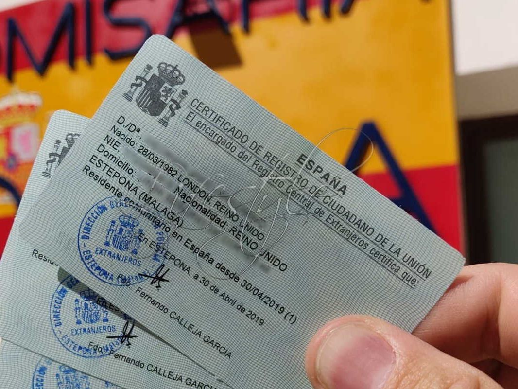 Green Card in Spain: What Actually Changes When You Get It