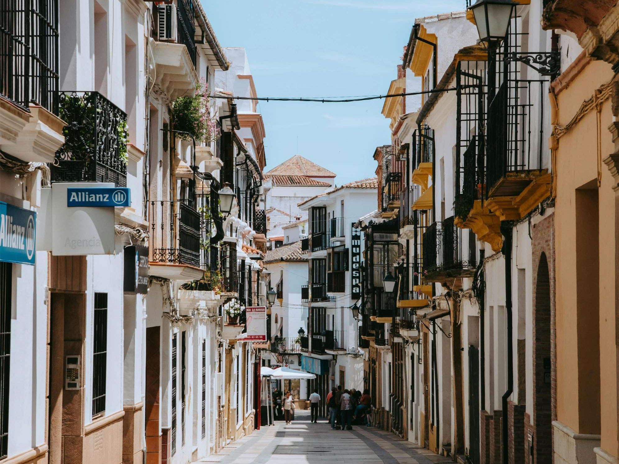 NIE <span class="cms_text-yellow">Green</span> Card