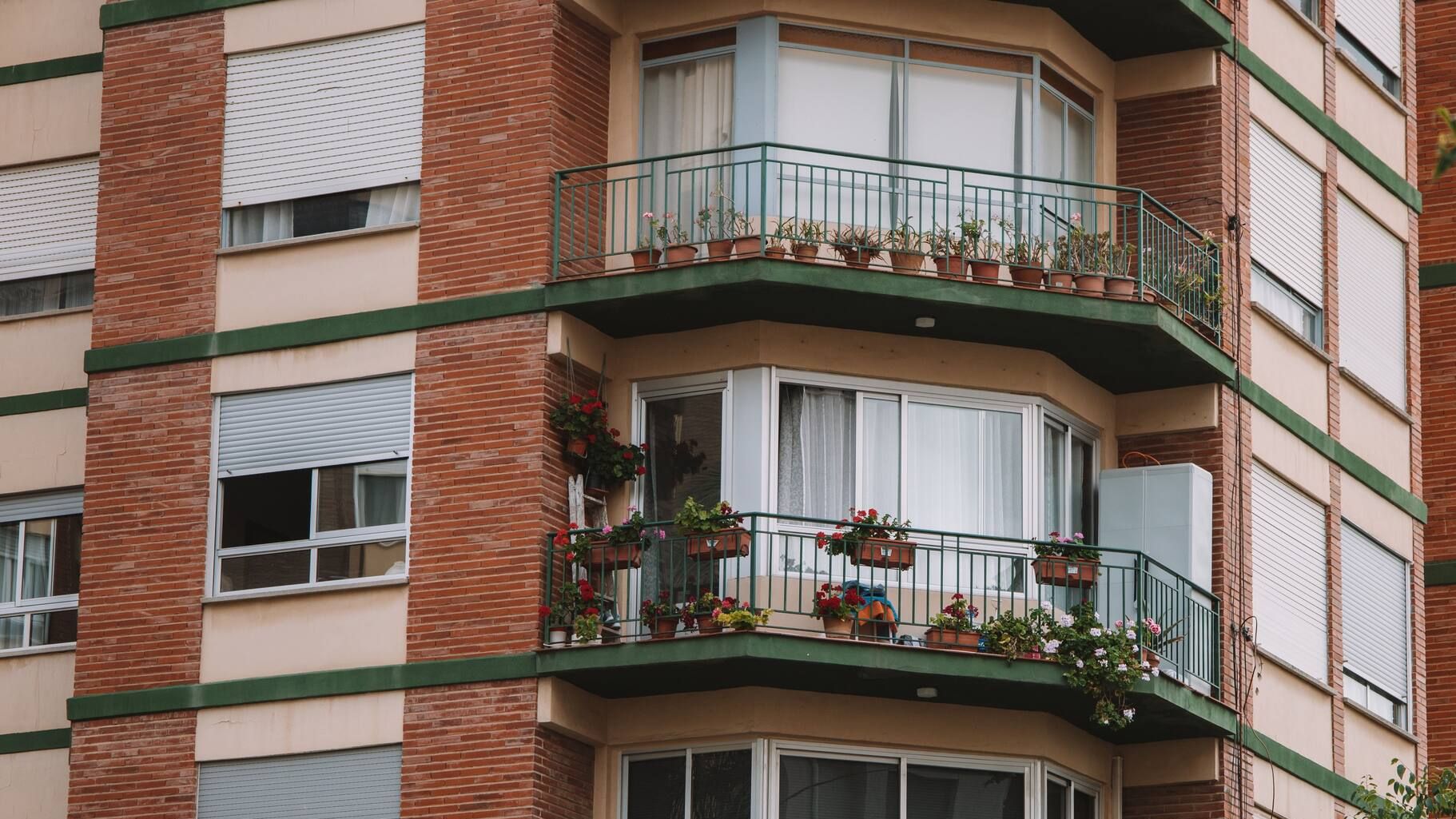IBI and Comunidad Fees: What Owning a Home in Spain Really Costs Every Year